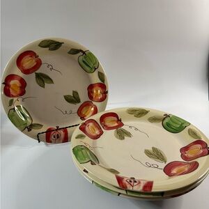 Vintage dinner plates set of 4